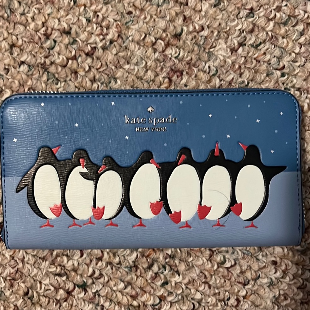 Kate spade NY Women’s Arctic Friends Penguin Large Continental Wallets, Multi